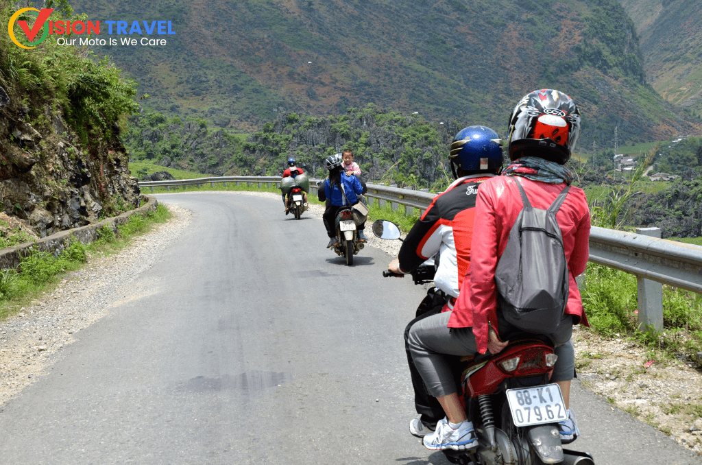 3-day Ha Giang Motorbike Loop Tour (Easy Rider)